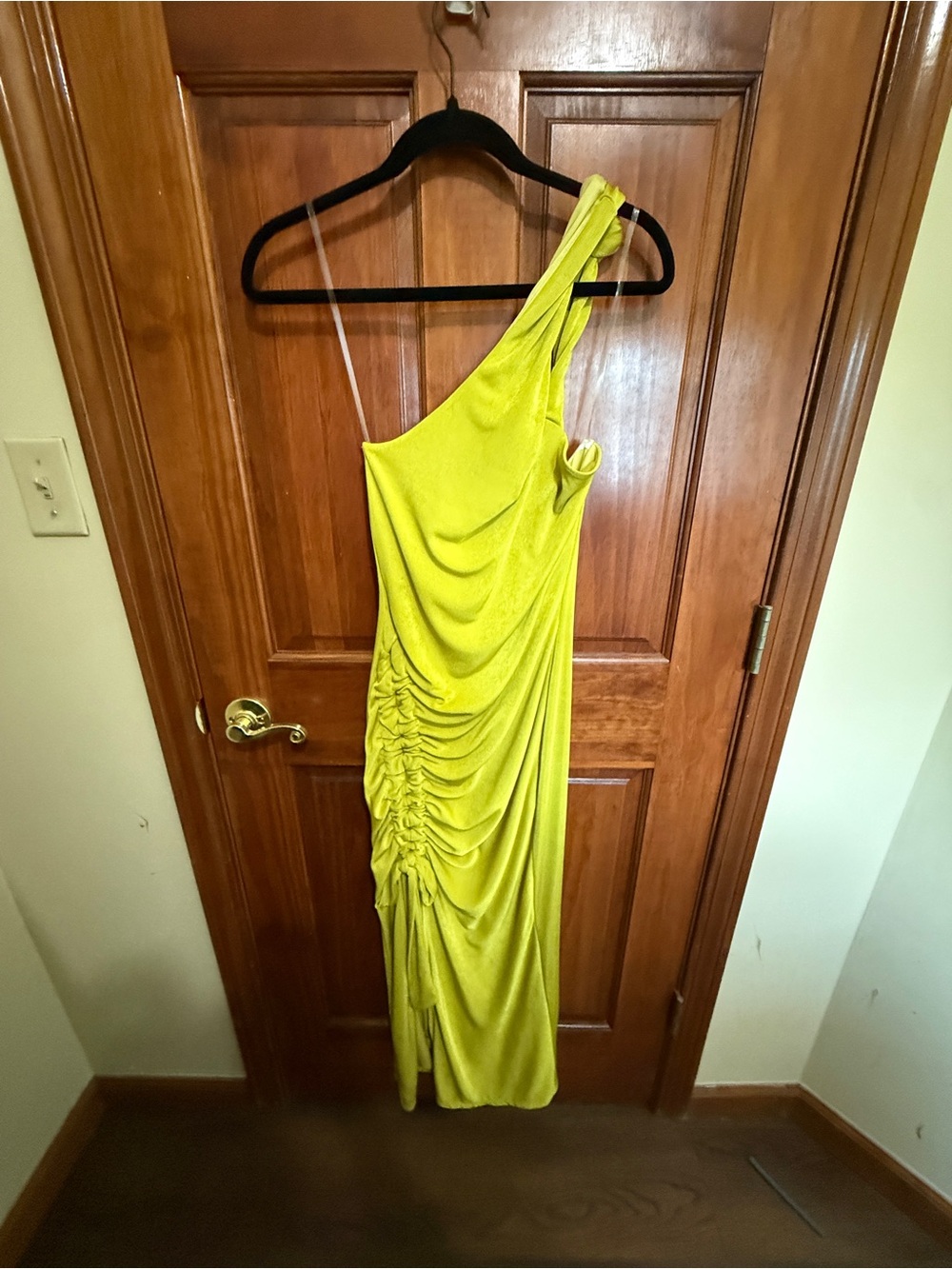 NWT! One-Shoulder Lime Ruched Dress